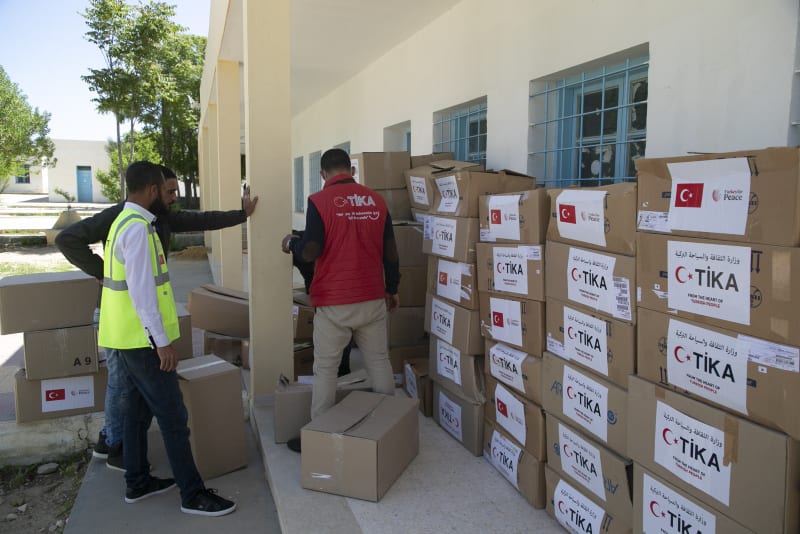 Turkish sends Ramadan aid to Tunisia amid virus outbreak