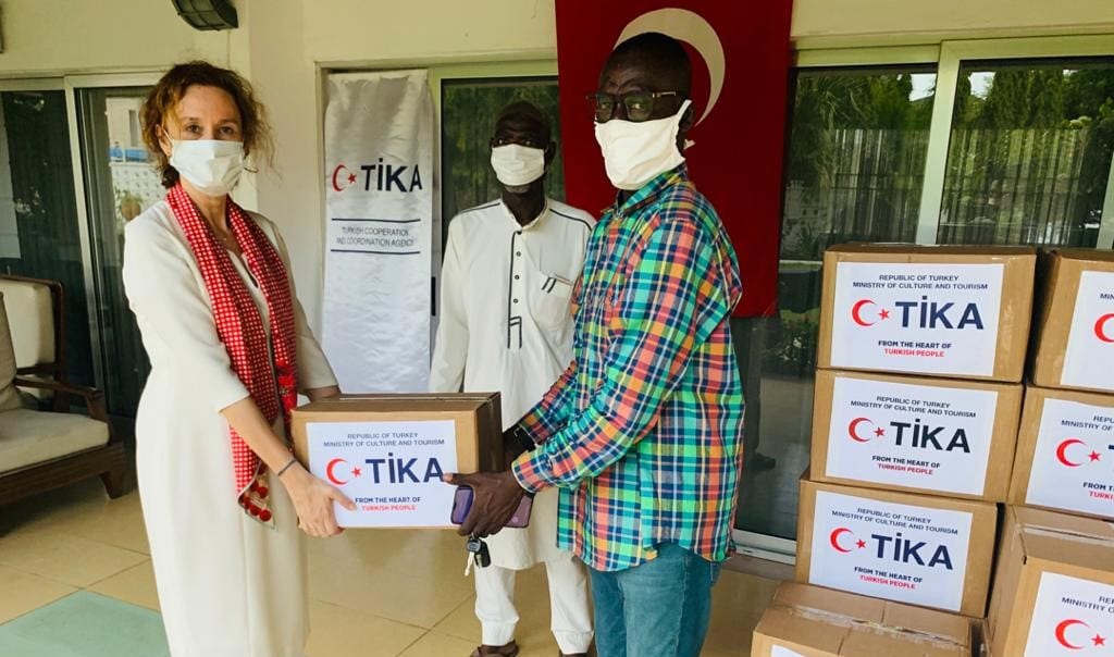 Turkey distributes food in Ghana amid virus outbreak