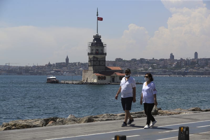 Turkey lifts 14-day home quarantine for expats visiting homeland