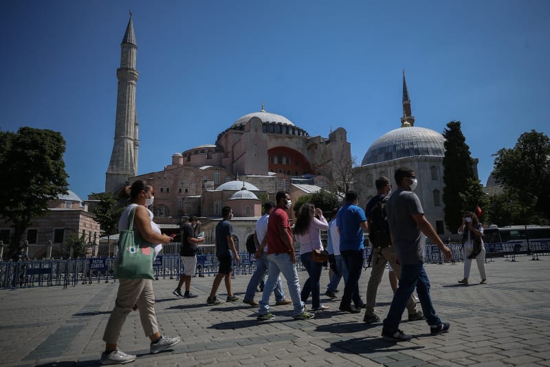 Coronavirus recoveries approach 200,000 in Turkey
