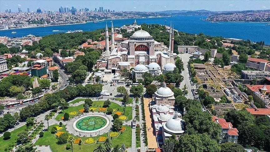 Disinfection operation at Istanbul&#8217;s Hagia Sophia after prayers