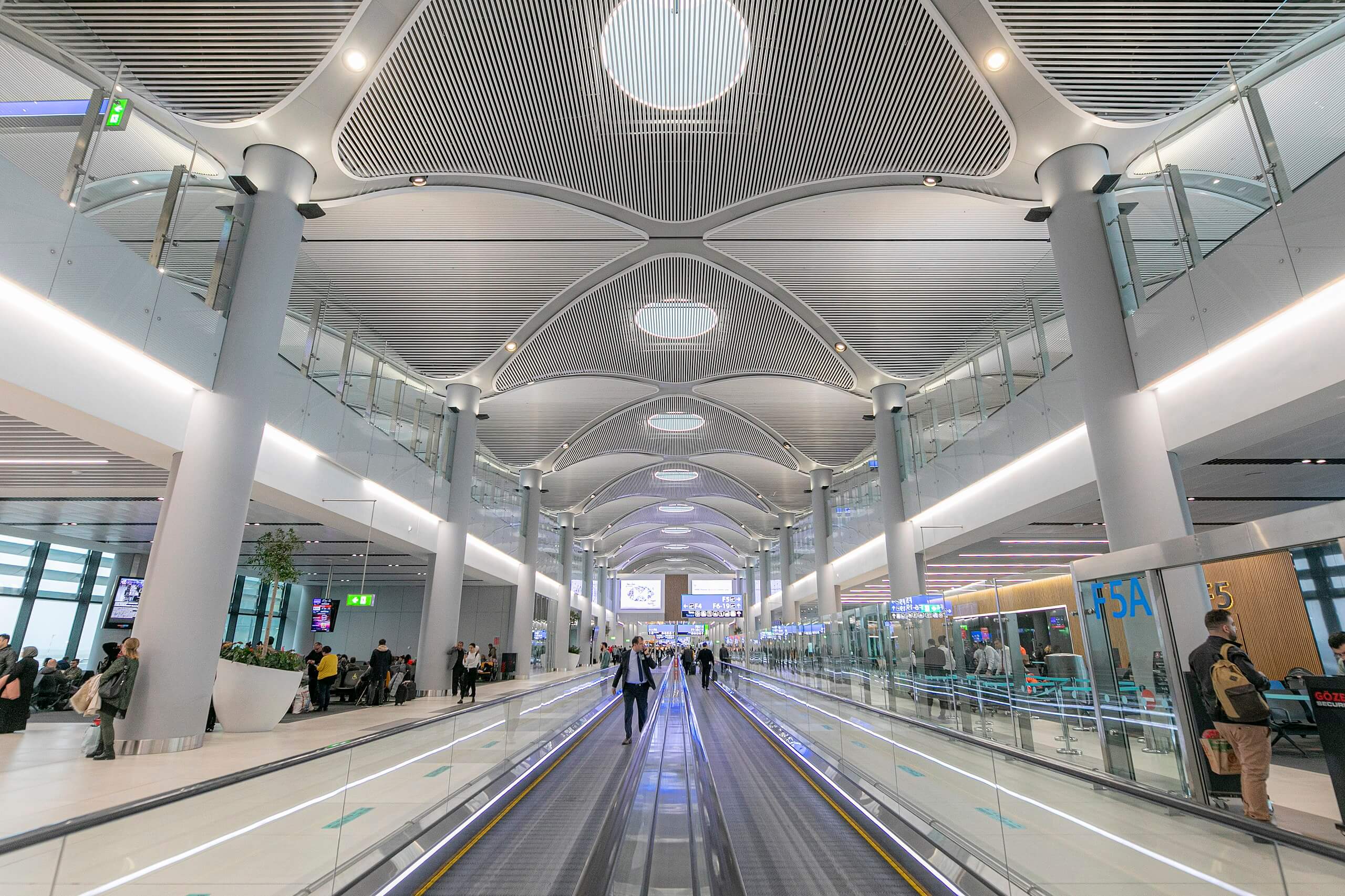 Пассажиропоток в аэропортах Турции с начала года превысил 138 миллионов