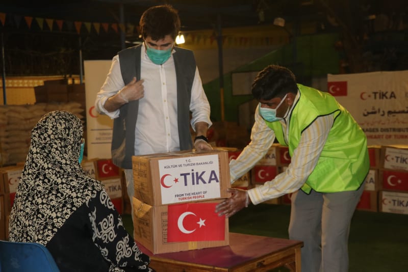 Turkey sends 2 batch of medical aid to virus-hit Pakistan