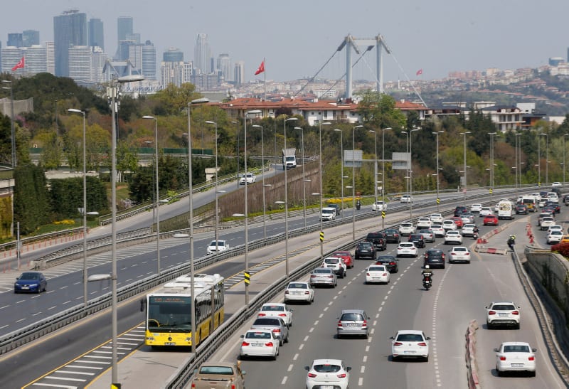 В Стамбуле запустили бесплатную службу такси для работников здравоохранения