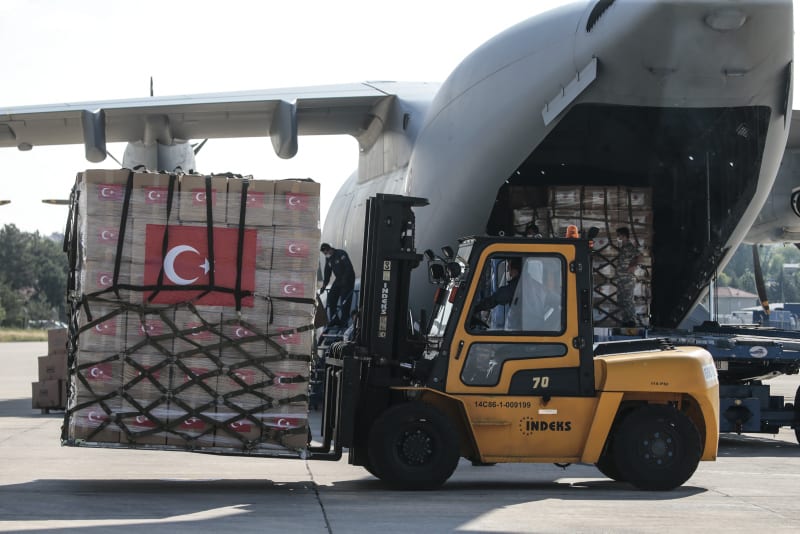Турция доставила медицинскую помощь в Афганистан и Гвинею