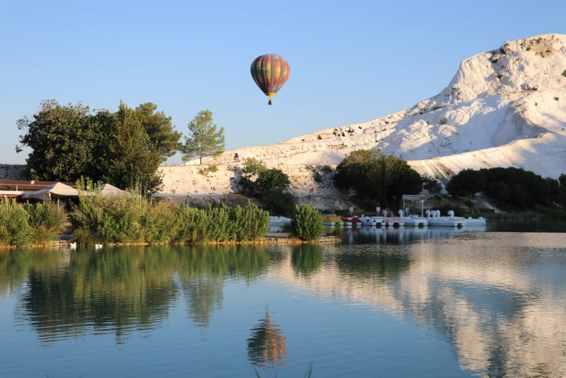 Hot air balloons up in the skies after months in Turkey&#8217;s Pamukkale