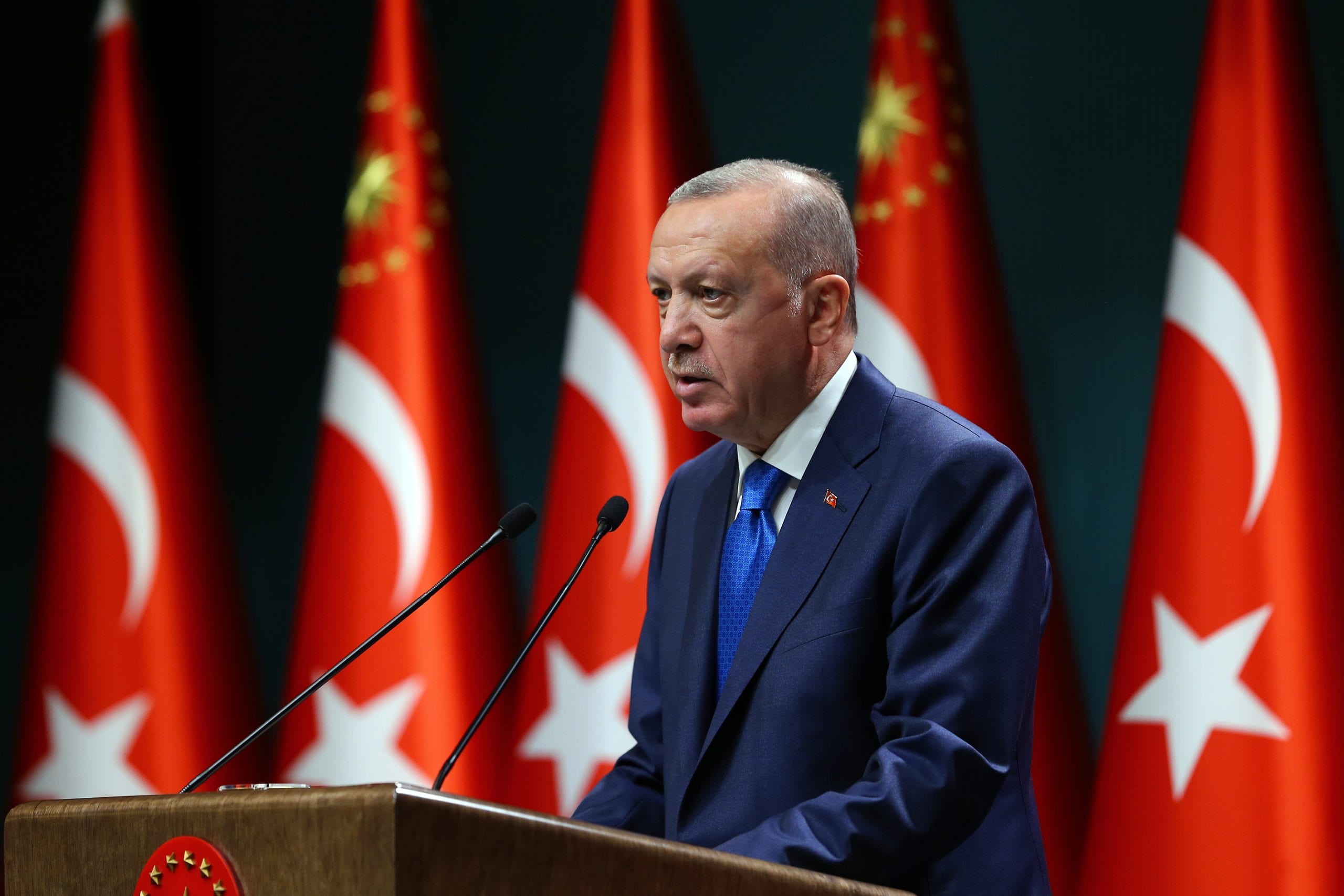 Турция вводит новые меры против вируса