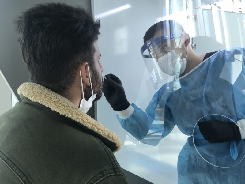В Турции было проведено около 13,5 миллиона тестов на коронавирус