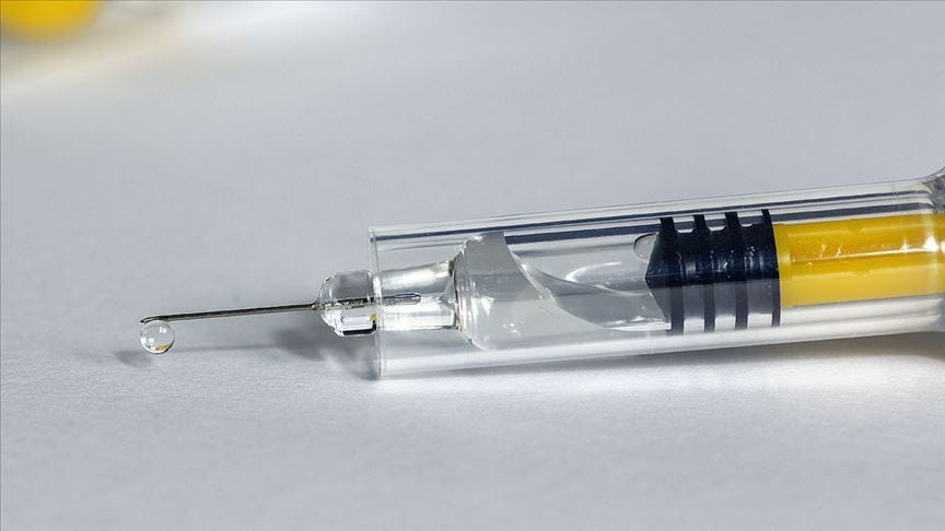 Пара, создавшая вакцину Pfizer-BioNTech от COVID-19, названы людьми года газетой Financial Times