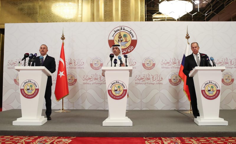 Главы МИД Турции и РФ провели переговоры в Дохе