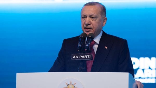 Эрдоган и Джонсон обсудили двусторонние отношения