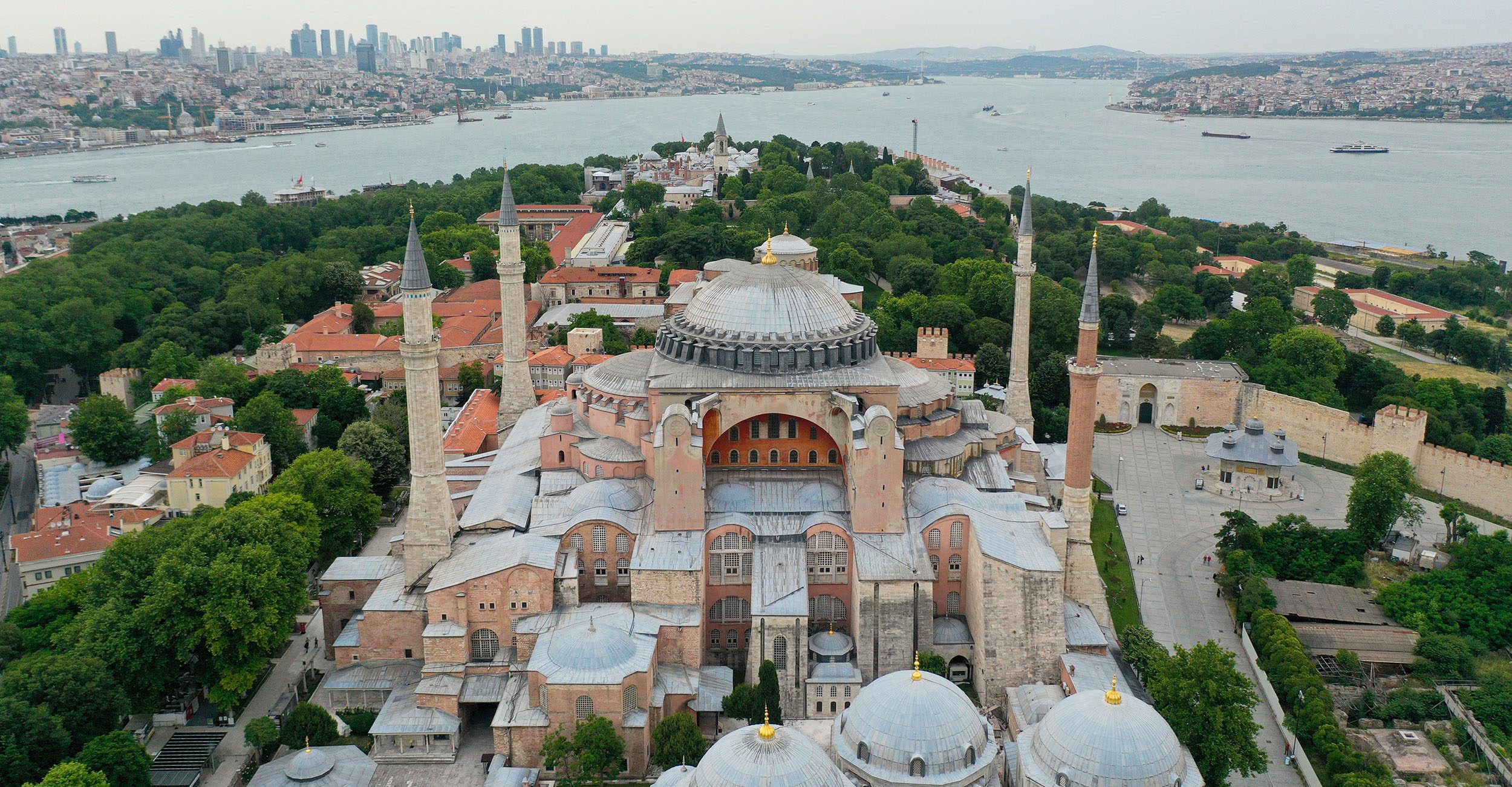 Istanbul to replace Europe for Russian tourists amid closed borders