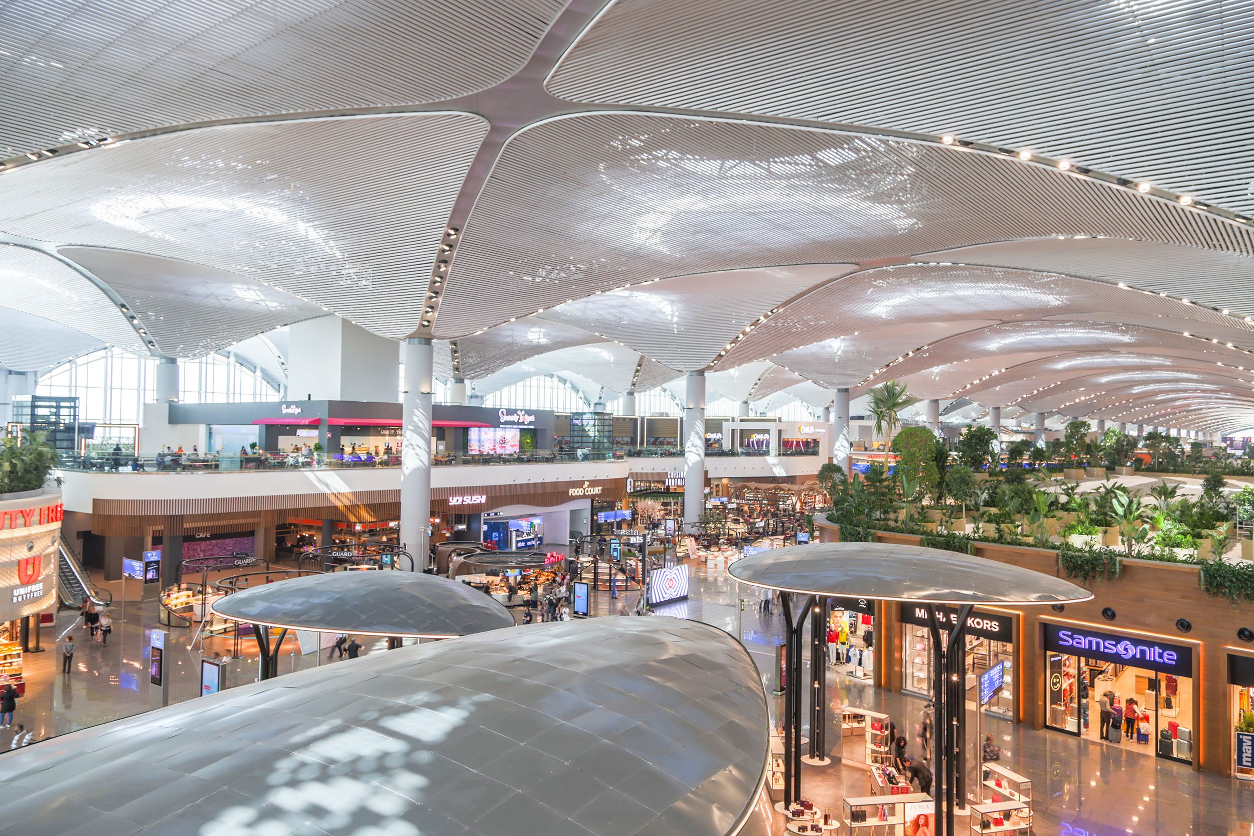 Istanbul Airport named in top 3 airports in world