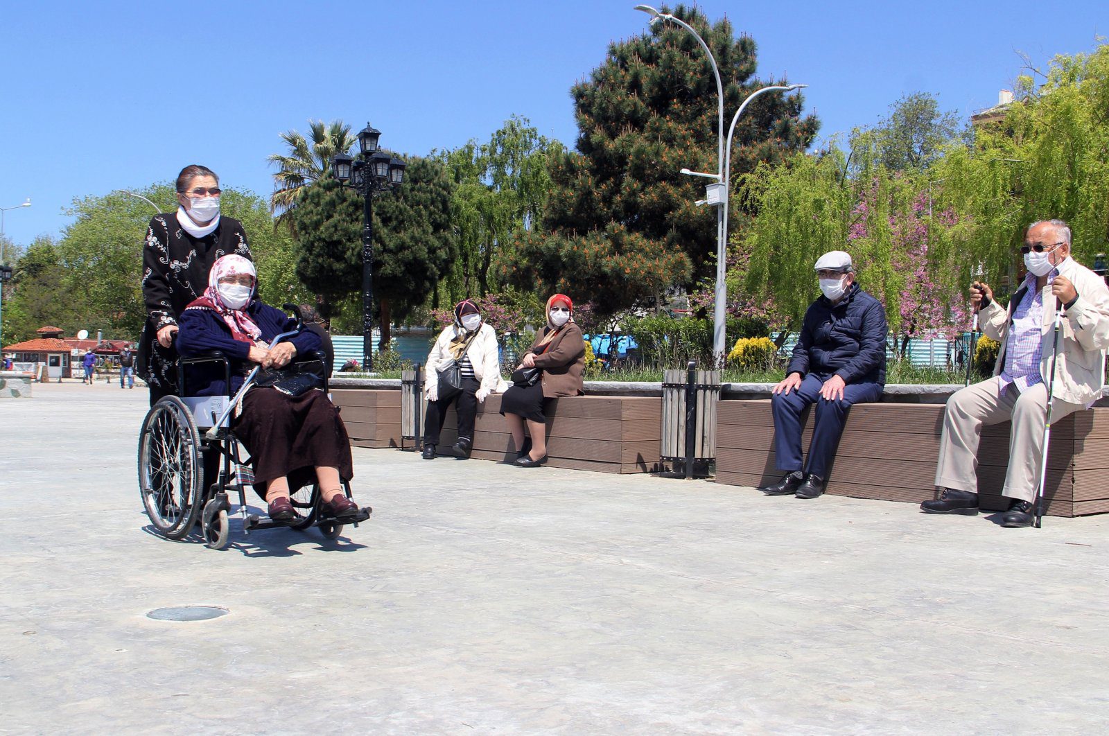 Распространенность депрессии среди пожилых людей в Турции утроилась из-за COVID-19