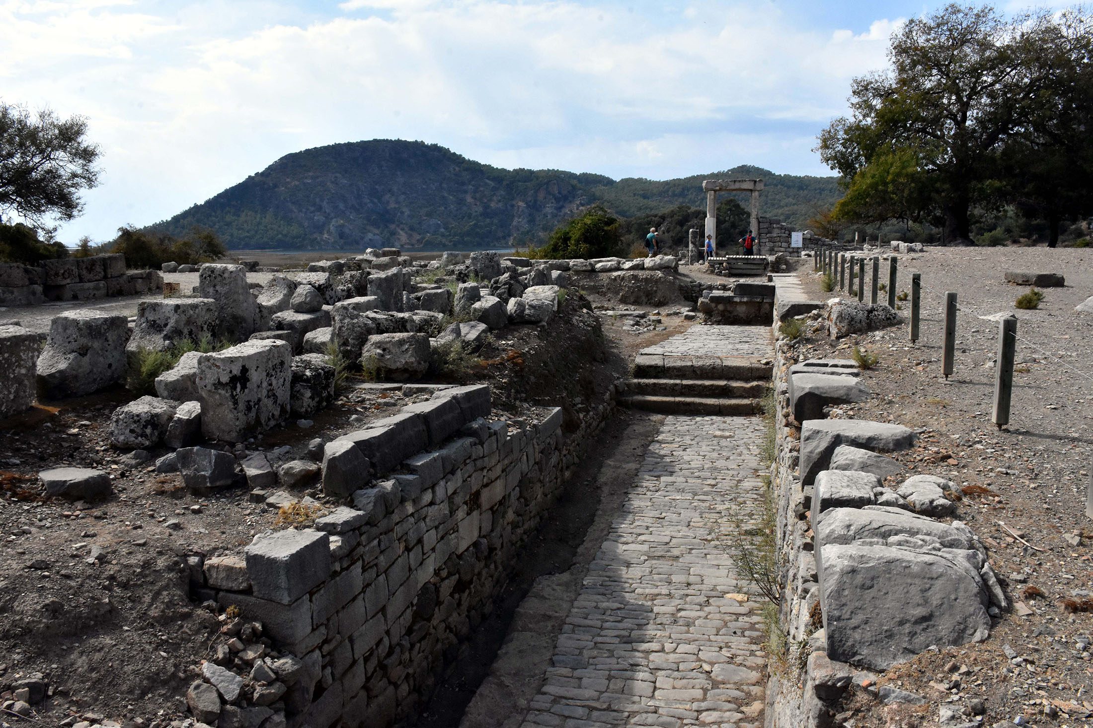 Byzantine church, tombs unearthed in ancient city of Kaunos in Turkey