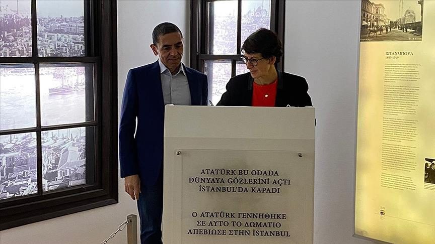 Турецко-немецкие изобретатели вакцины COVID-19 награждены премией в Греции