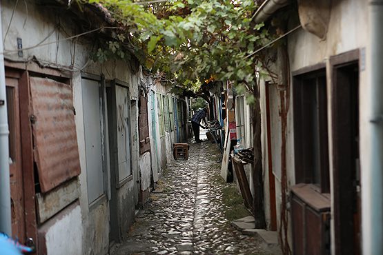 Turkish province of Çorum hopes to draw more visitors with ‘world’s narrowest street’