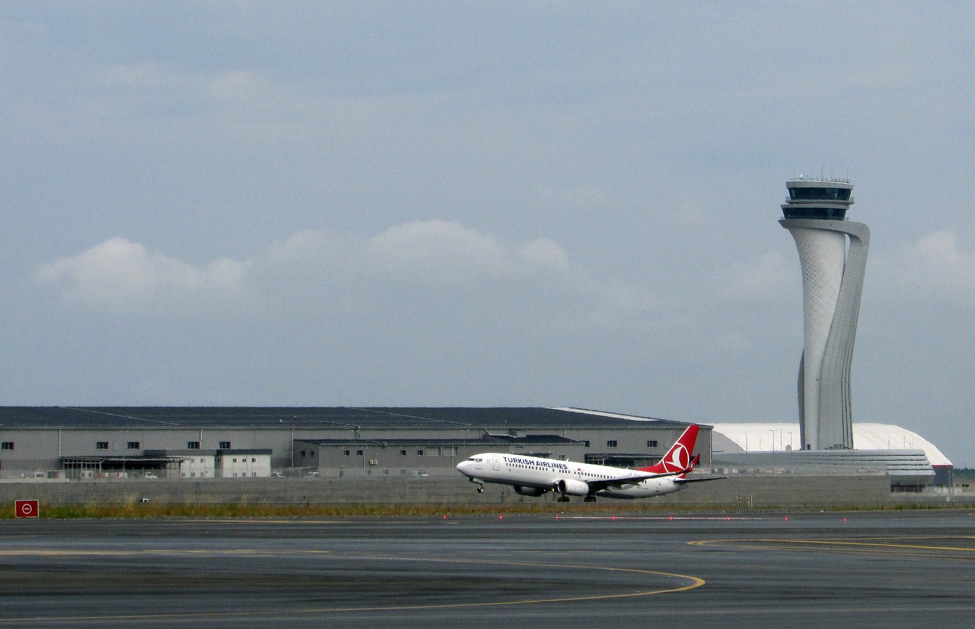 Passenger traffic at Istanbul airports up by 22 million in 2021