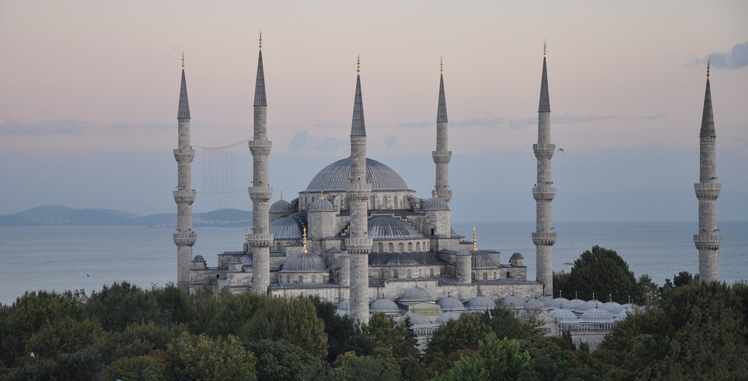 Турция осторожно возвращается к допандемическому Рамадану