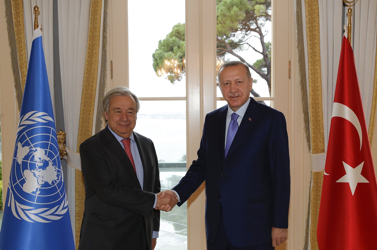 UN chief thanks Türkiye for its &#8216;pivotal role&#8217; in grain export deal